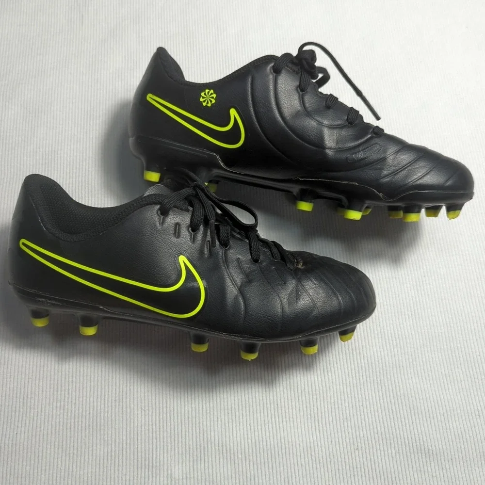 NIKE Size 3 Youth Tiemp Legend 10 Club Firm Soccer Cleats Black And‎ Yellow